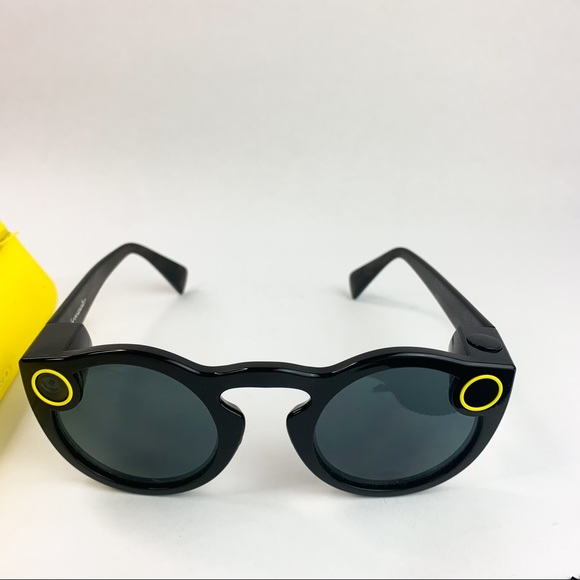 Spectacles Snapchat v1 Black Camera Sunglasses - Picture 2 of 7